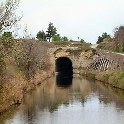 L'entrée côté amont