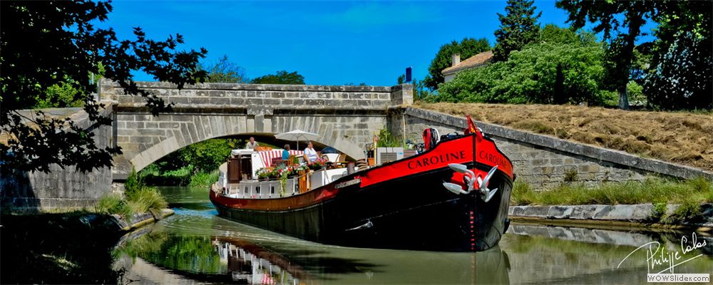 Caroline sous le pont de la Croisade