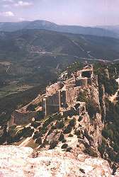 Peyrepertuse, le nid d'aigle